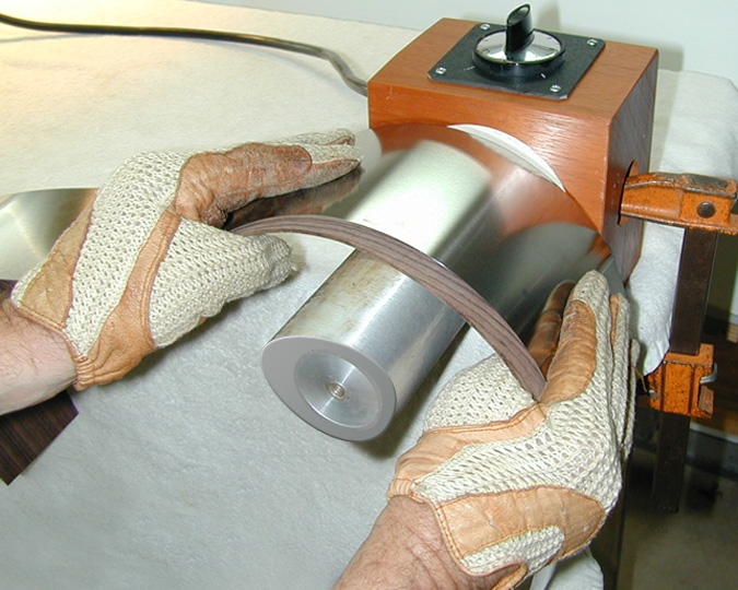 Pliage des côtés avec un fer à courber