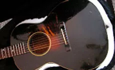 Montage d'un Gibson L-00