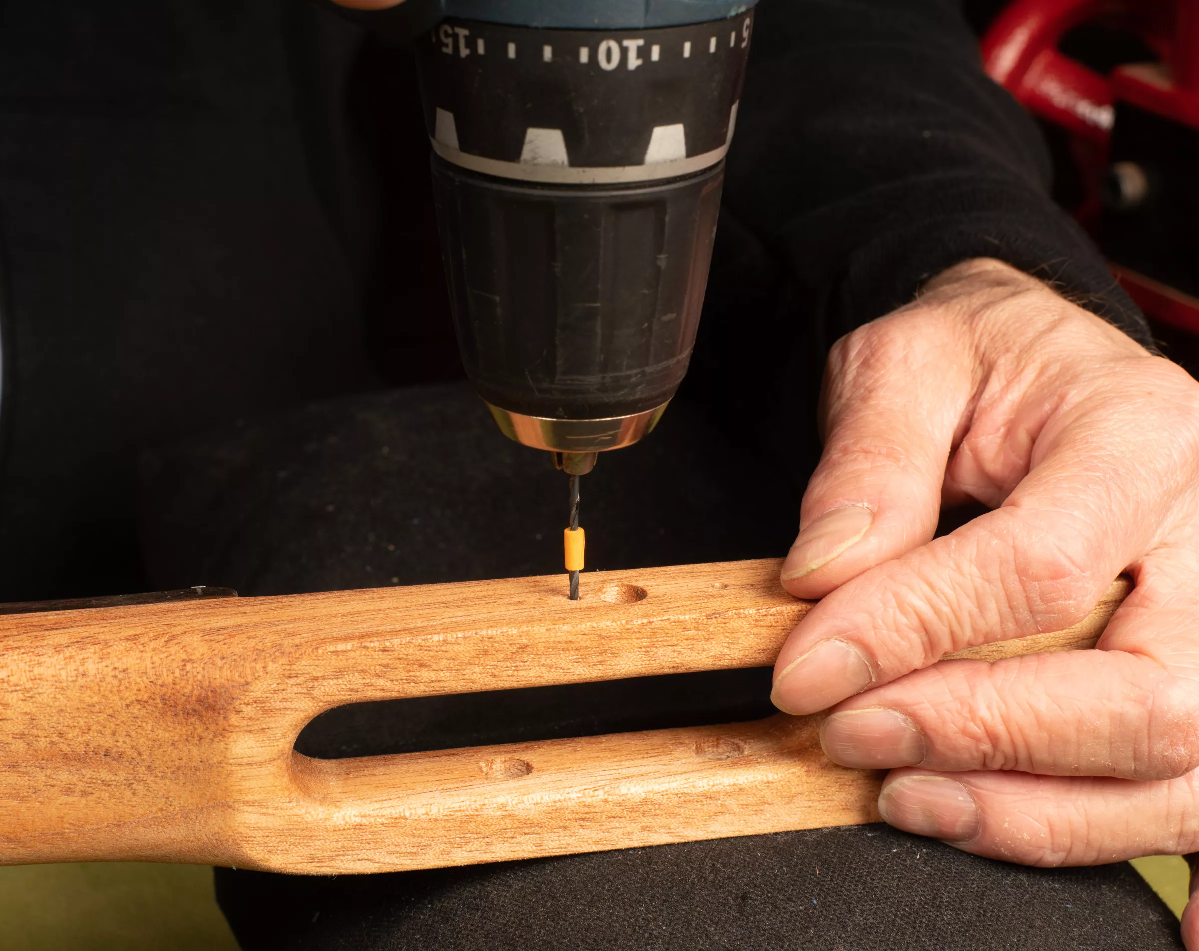 pho0,6 trous pilotes de tuner.jpg