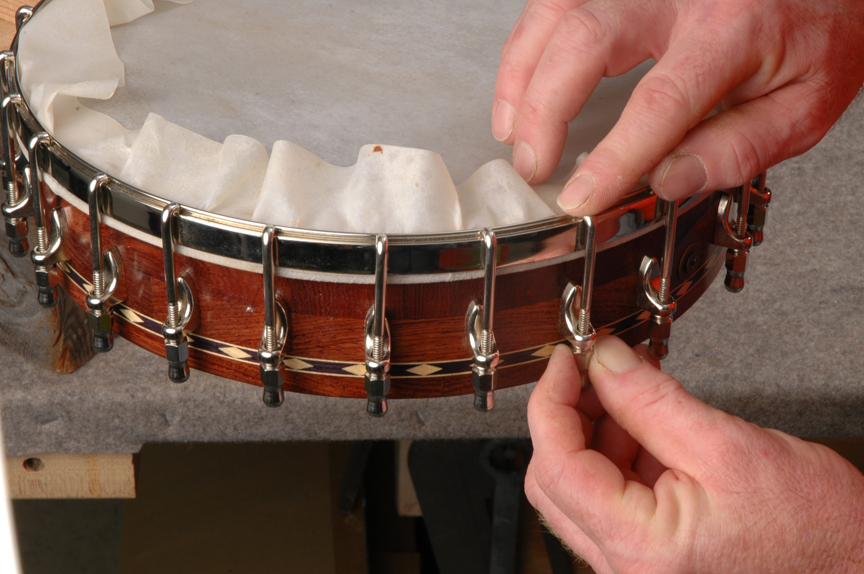 Comment installer une tête skin banjo avec Dan Levenson