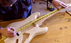 Ligne centrale marquée