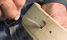 Dépôt d’un trou carré