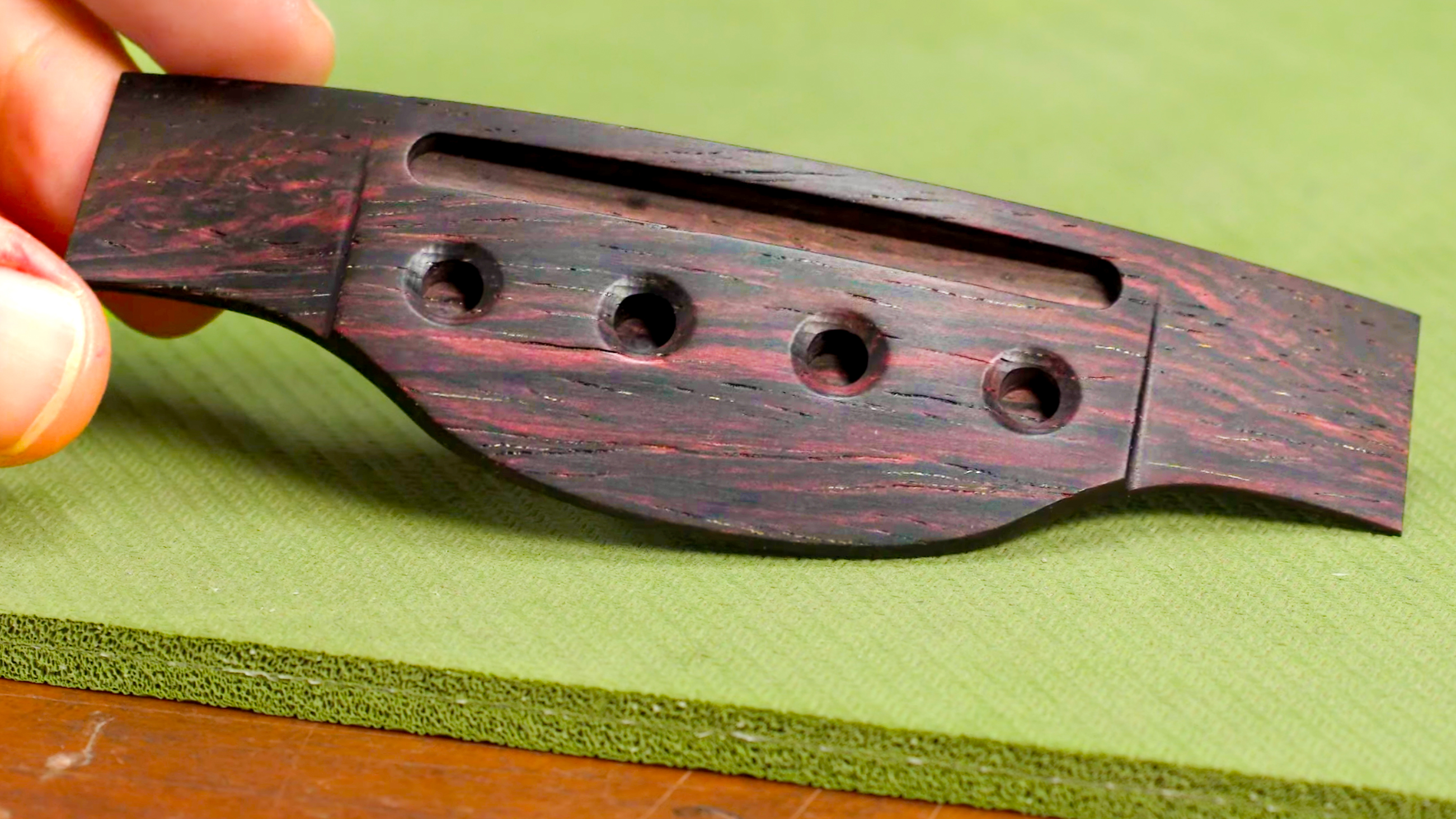 Créez un pont personnalisé avec CNC