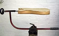  corps masqué, prêt à pulvériser