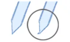 Fraise sur un rasoir : gros plan