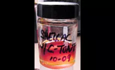 Photo : shellac coloré