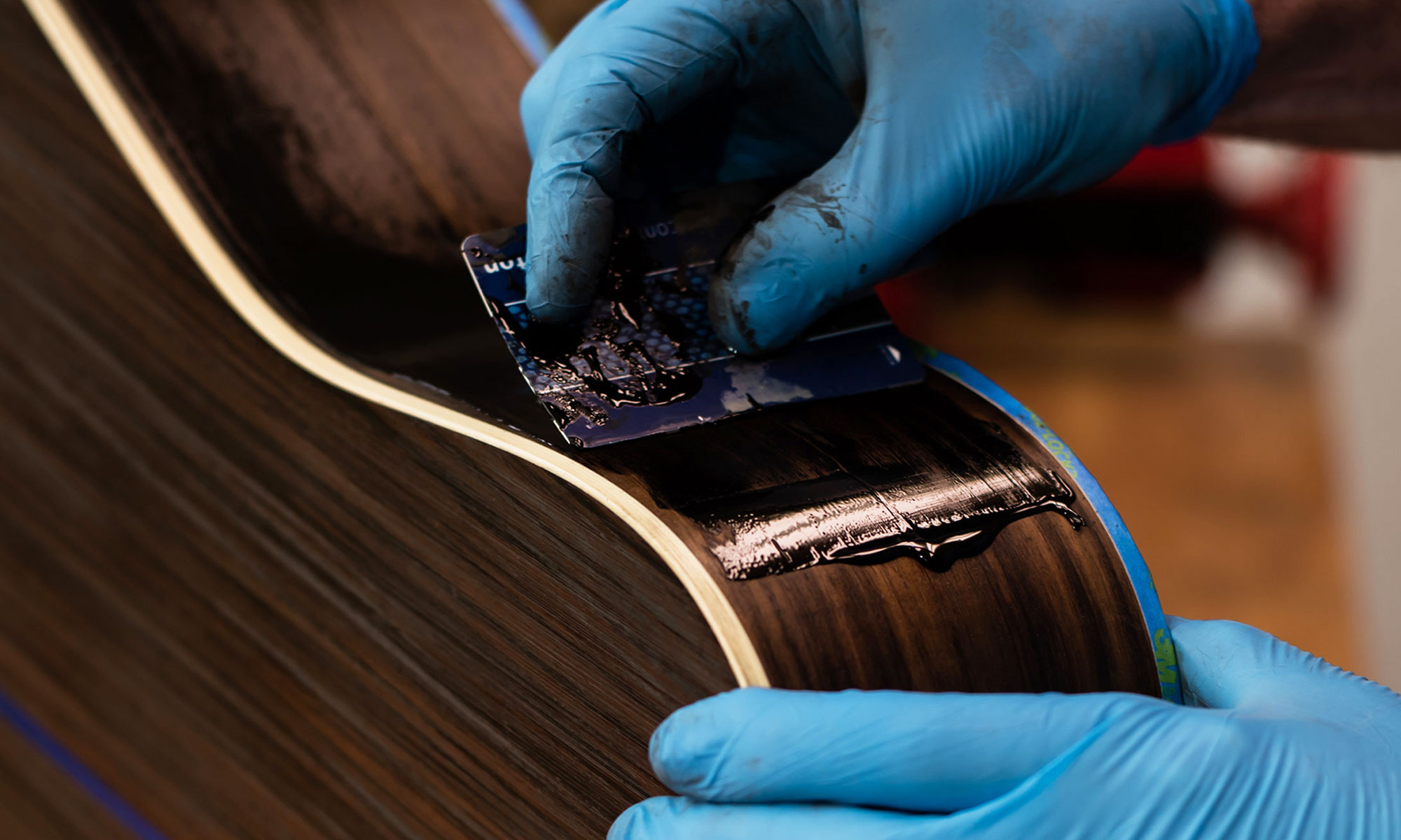 Utilisation de ColorTone Powdered Grain Filler