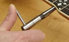 Photo : alésoir à chevilles