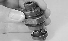 tourner le boulon allen