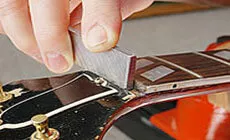 nettoyer la fente de l'écrou