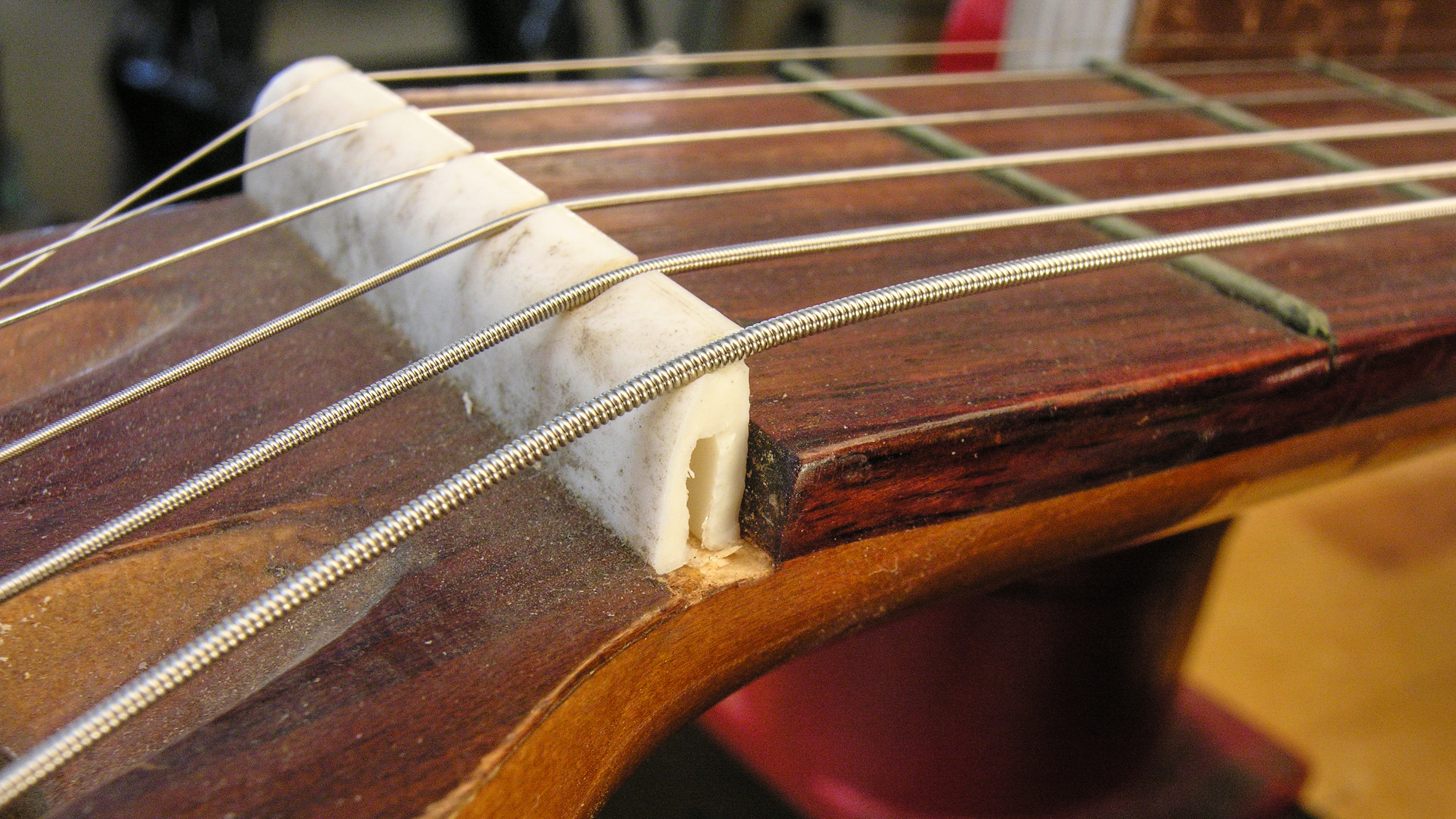 Les écrous en plastique sont rapides et économiques !