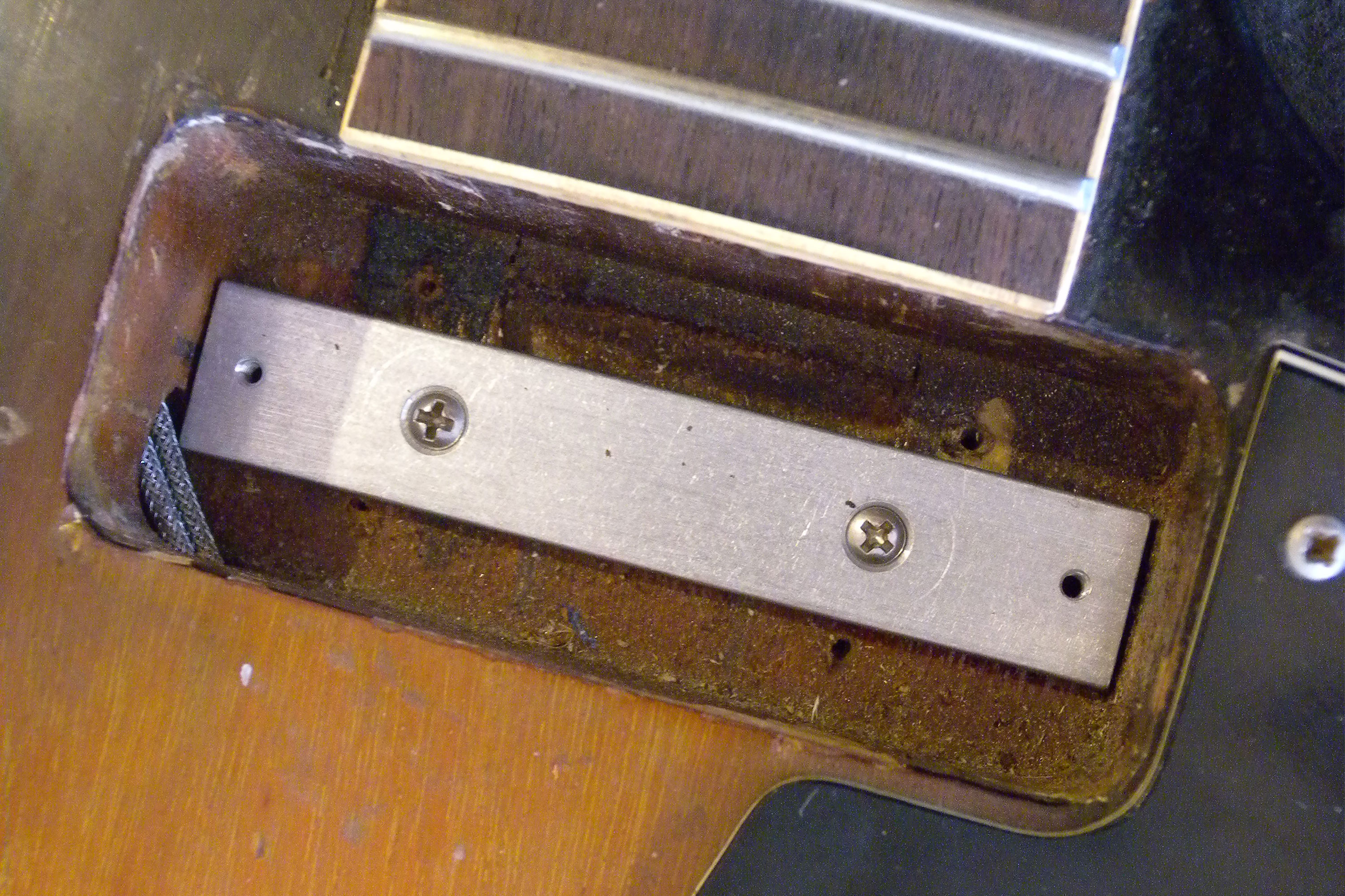 Instructions pour le jeu de supports de montage Deluxe Mini Humbucker