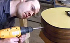 Alésage des broches d'extrémité