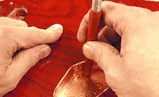 Gros plan sur la feuille de câble avec gaine de cuivre