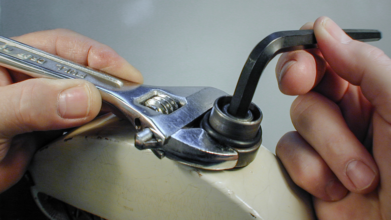 Deux façons de réparer l’entrée agitée d’un Telecaster jack