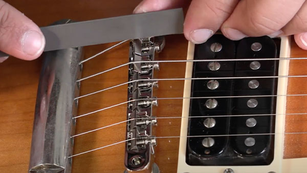 Êtes-vous censé s'équiper de selles de pont T.O.M. ?