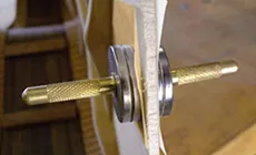 Coupe transversale de la guitare