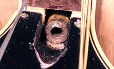 Écrou en tige de réglage réparé