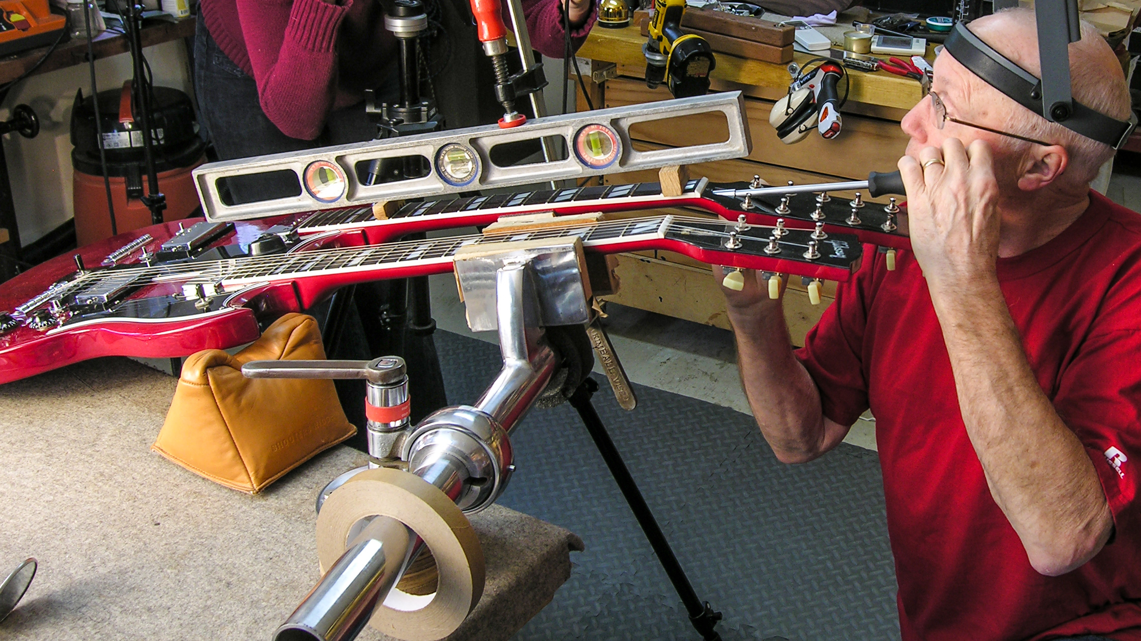 Une douleur au cou : col double Gibson avec tige de réglage cassée