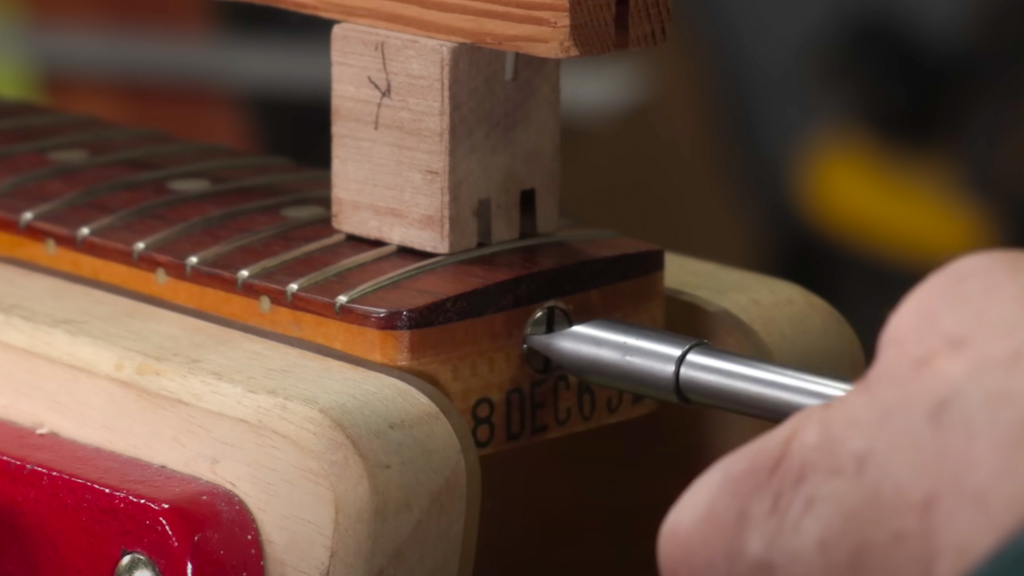 La garde-boue Mustang '65 de Tomo Fujita rencontre de GRANDs problèmes