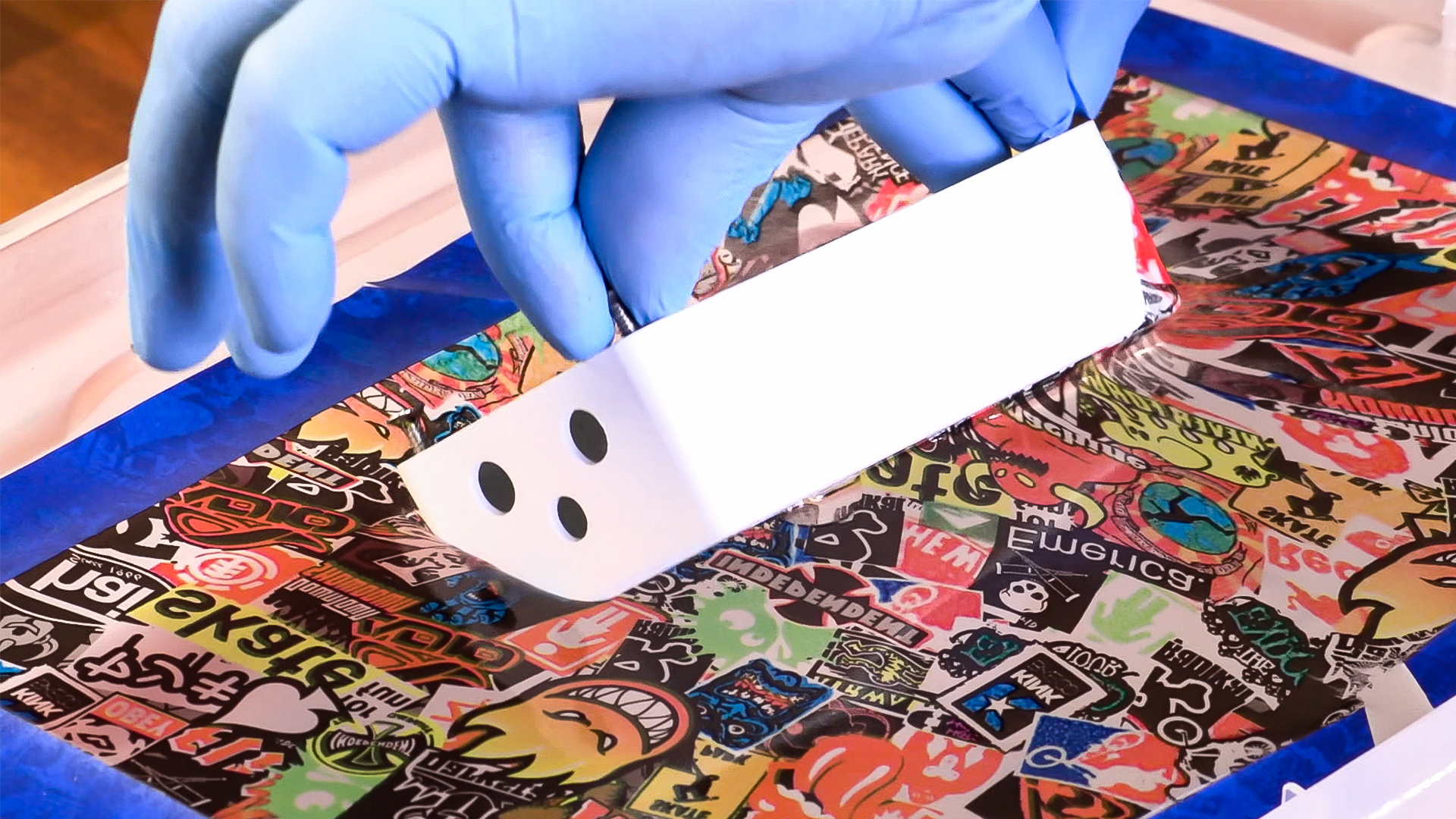 Conseils pour les pédales de guitare Hydro Dipping