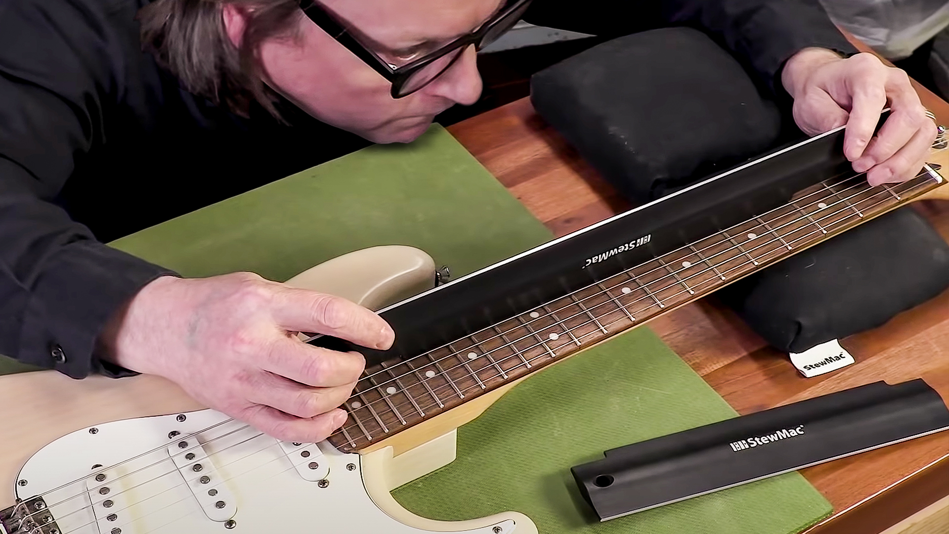 2-en-1 Bords droits de précision