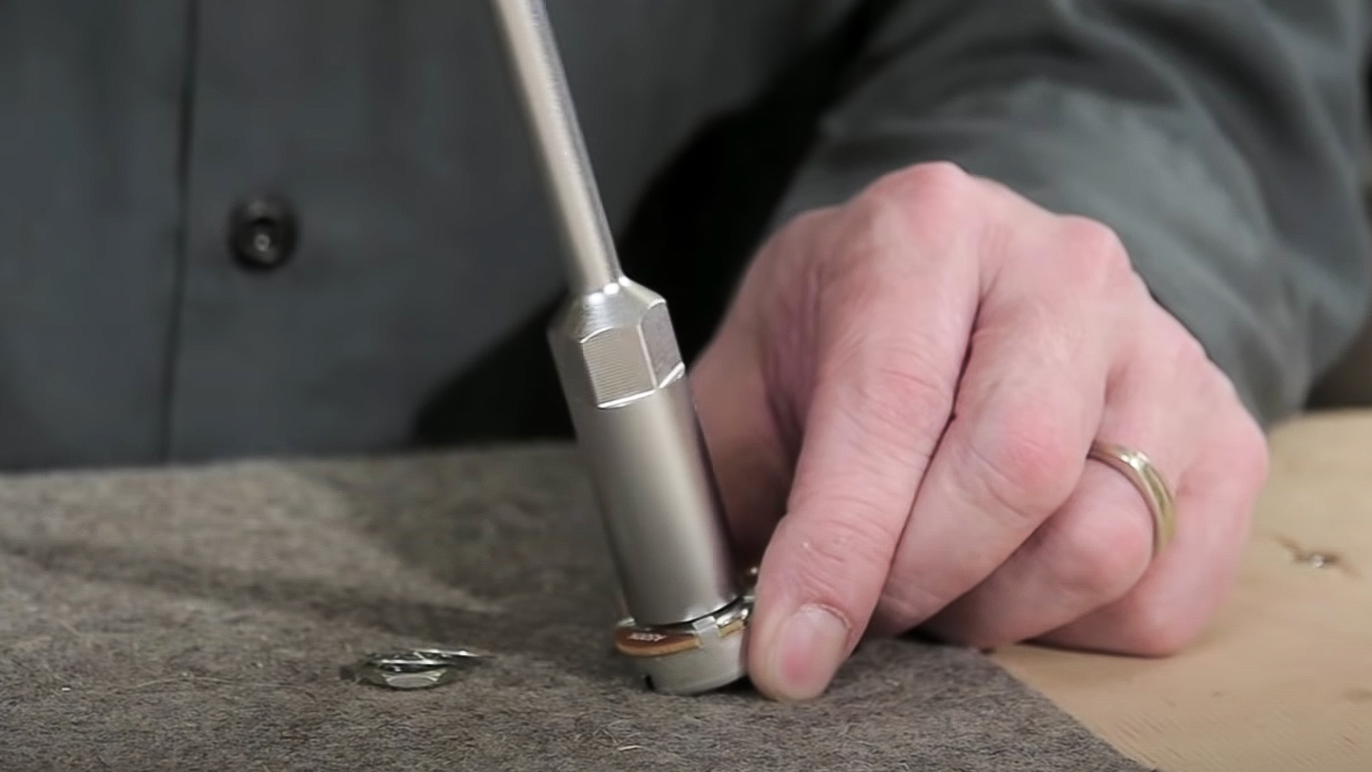 Tournevis à écrous de guitare