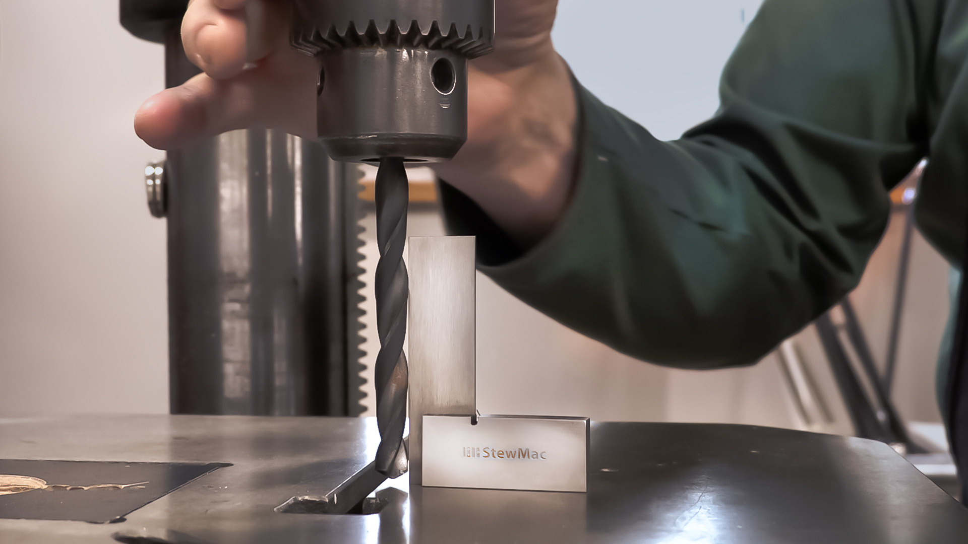 Carrés machinistes pour des travaux de guitare ultra précis