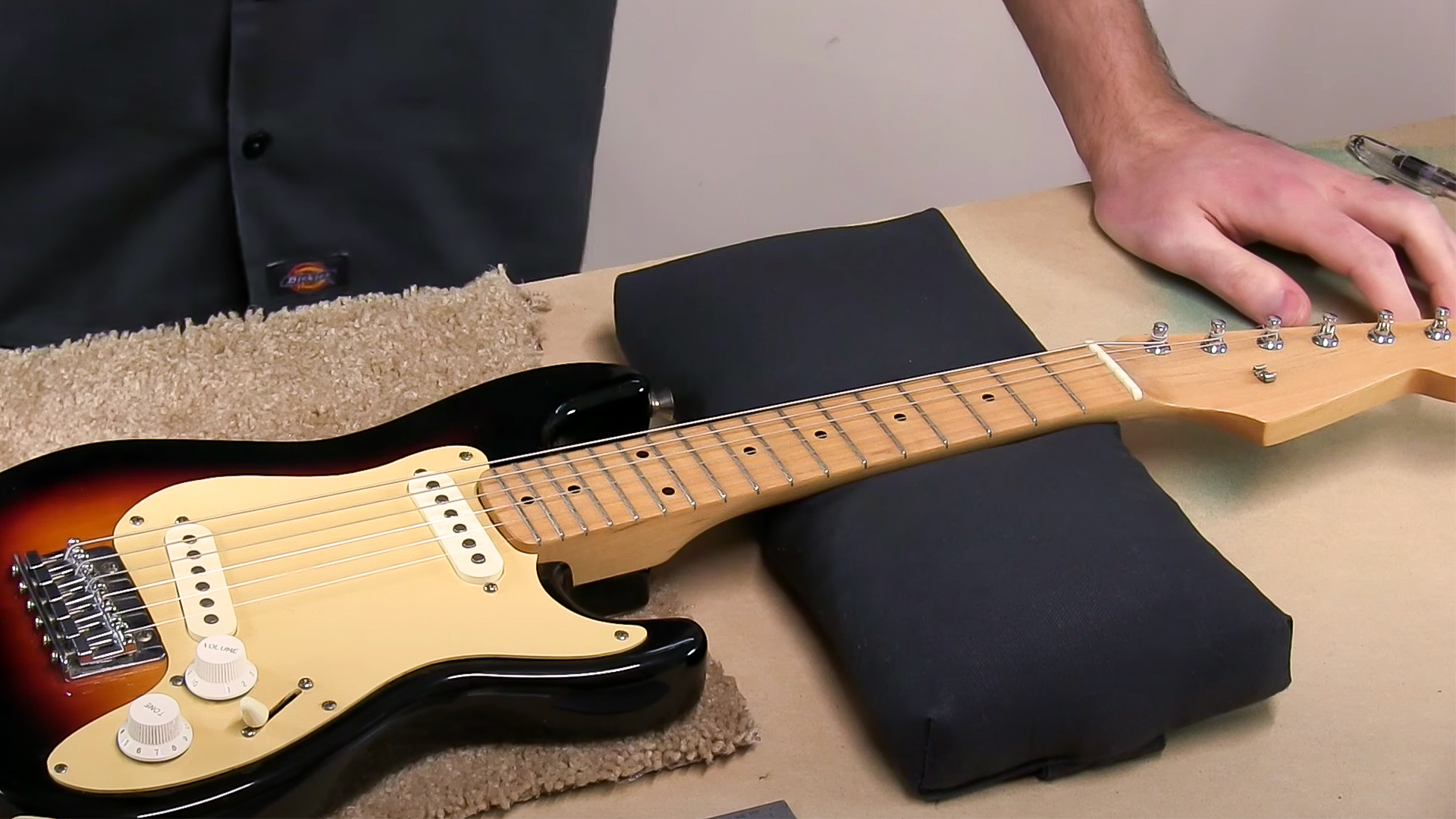 Vidéo sur le cou mort StewMac