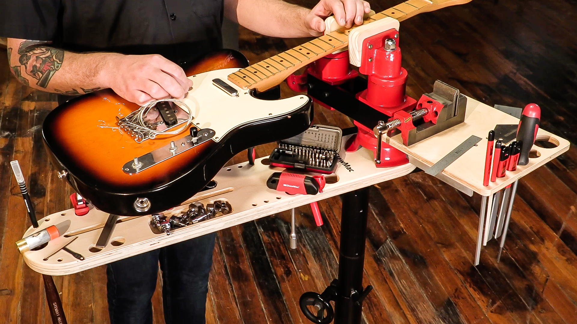 Station de travail pour guitare StewMac