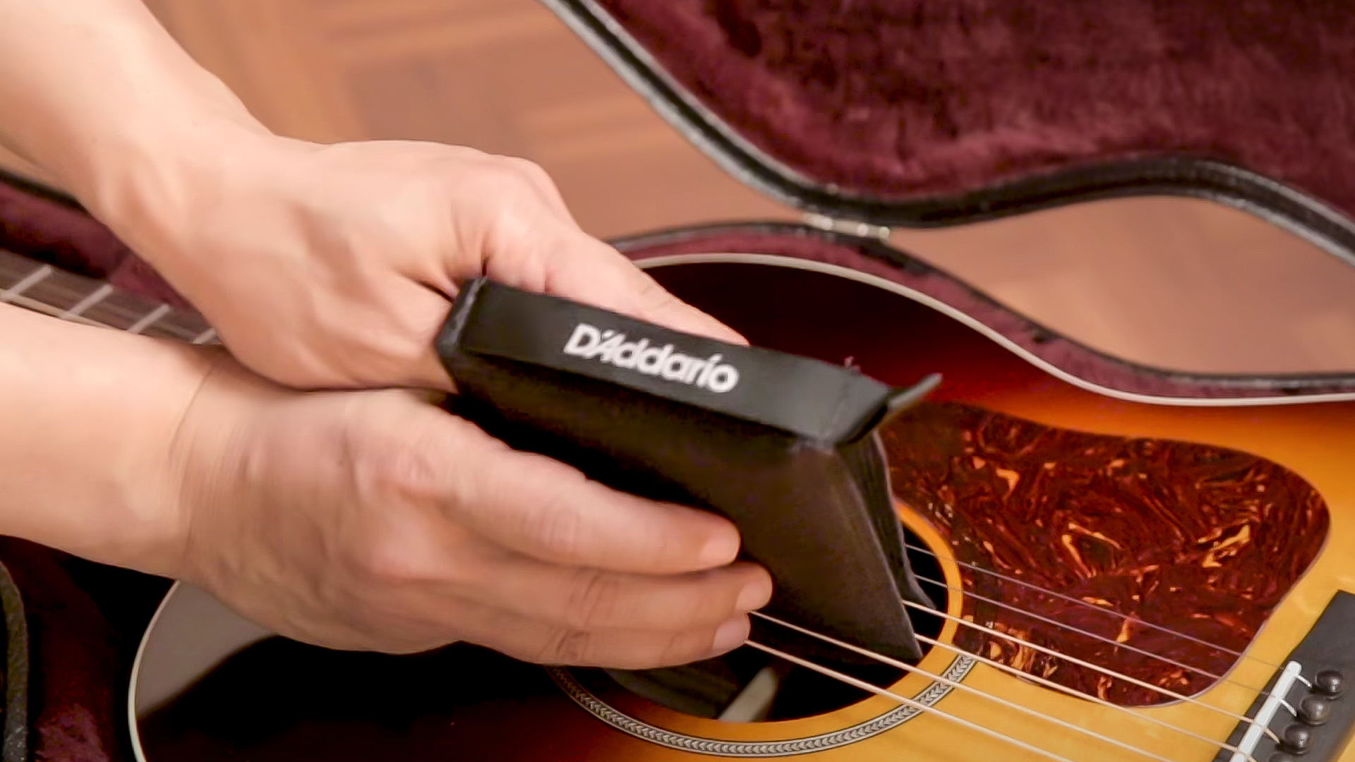 Comment maintenir votre guitare humidifiée