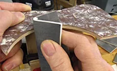 Ponçage du pickguard